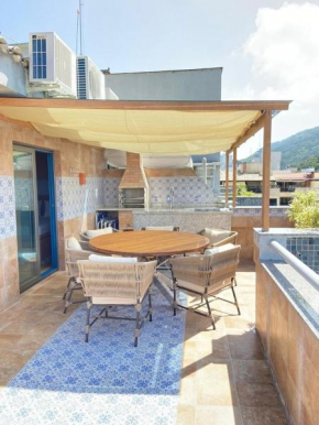 Terraço Mediterrâneo a 50 m da praia ate 4 pessoas